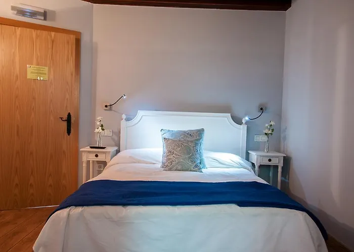 Rural Princesa Kristina 3* コバルビアス